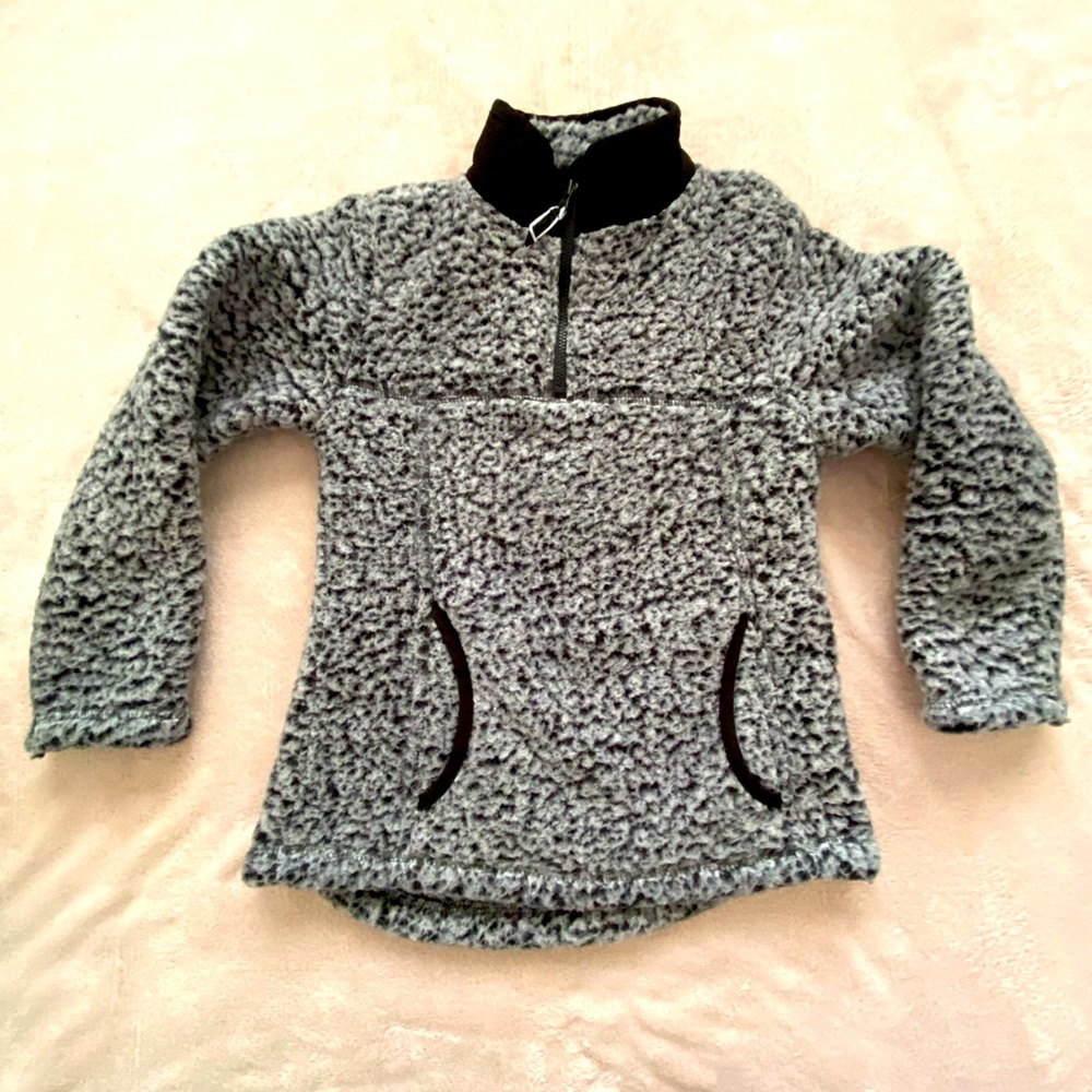 Girls sweatshirt size CS 6-6x